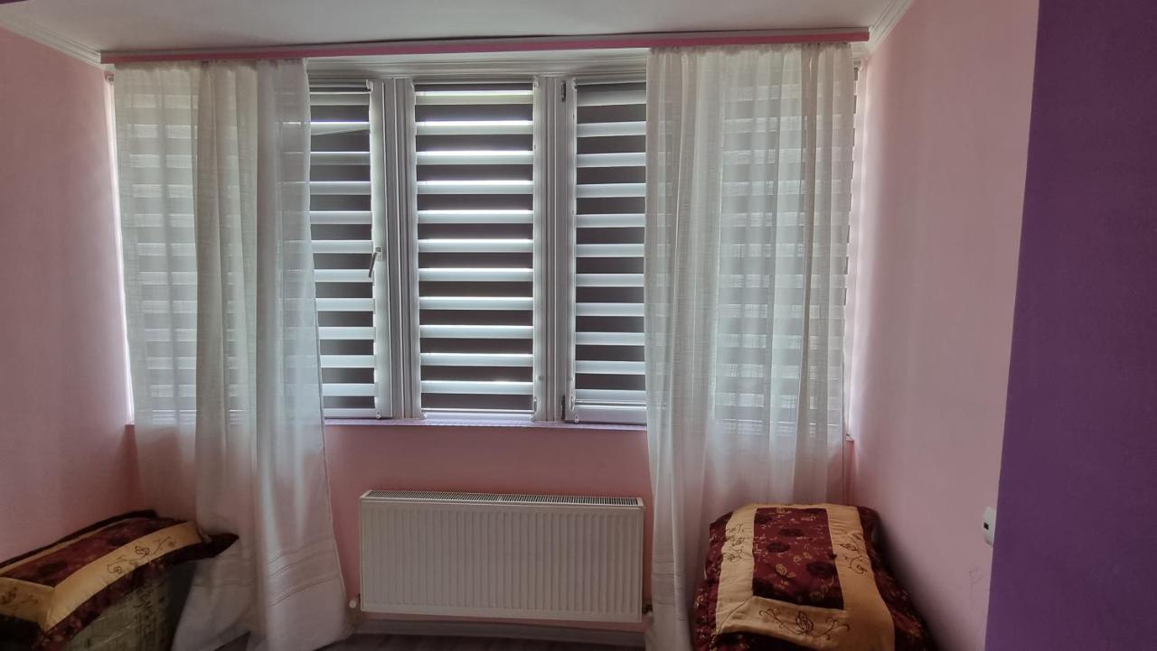 Cozy Retreat In Quiet Location Appartement Chişinǎu Buitenkant foto